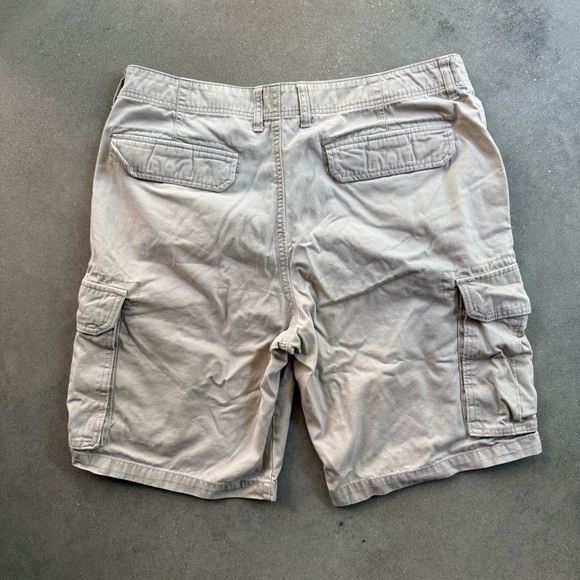 Old Navy Men’s Cargo Shorts 3 Pair - Picture 12 of 14